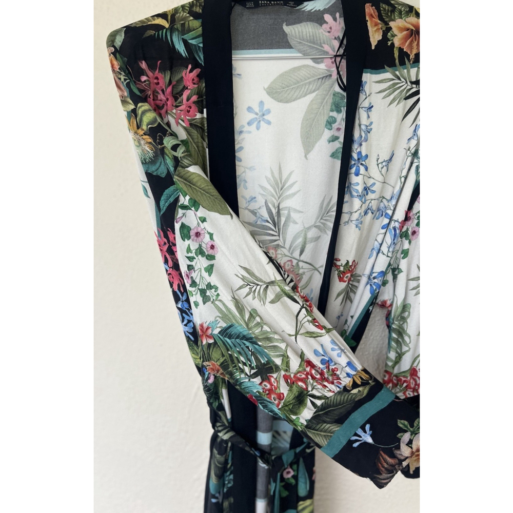 Zara Basic Collection Kimono Jacket M Floral Belted Robe Vacation Resort Lagen - Picture 5 of 8